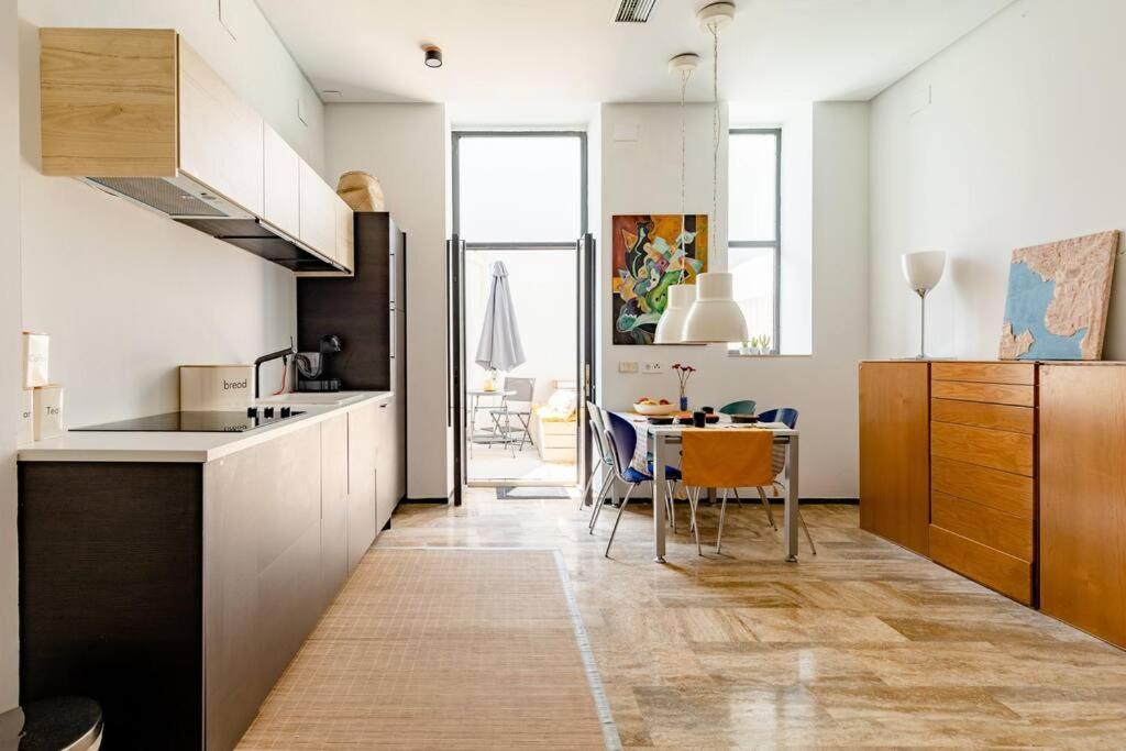Апартаменты Cozy Loft Patio+Pool +Wifi Валенсия Экстерьер фото